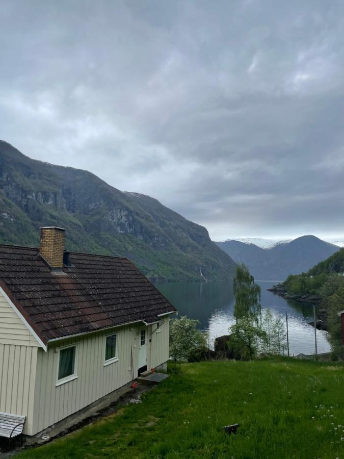 Aurland Feriehus Exterior photo