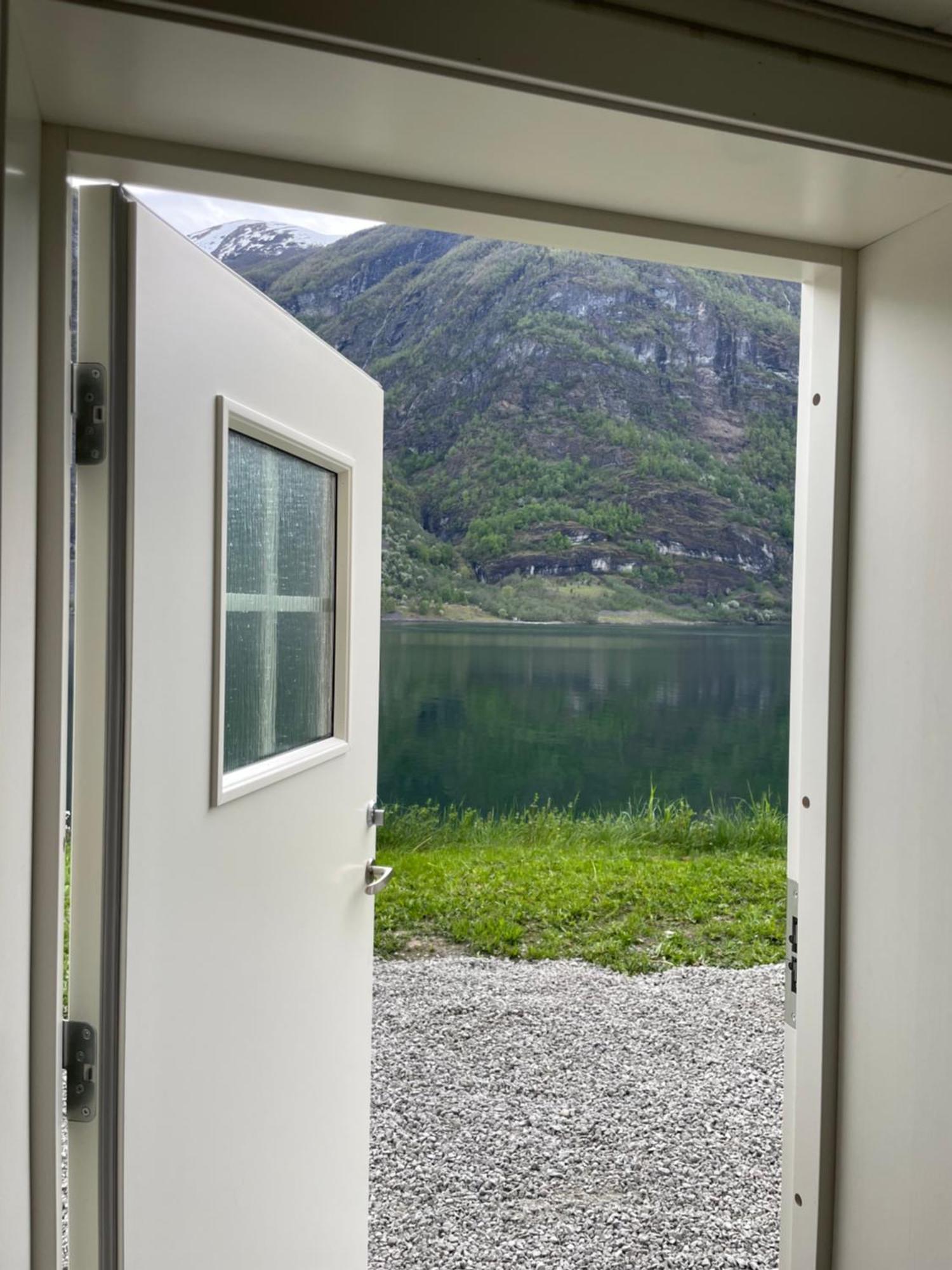 Aurland Feriehus Exterior photo